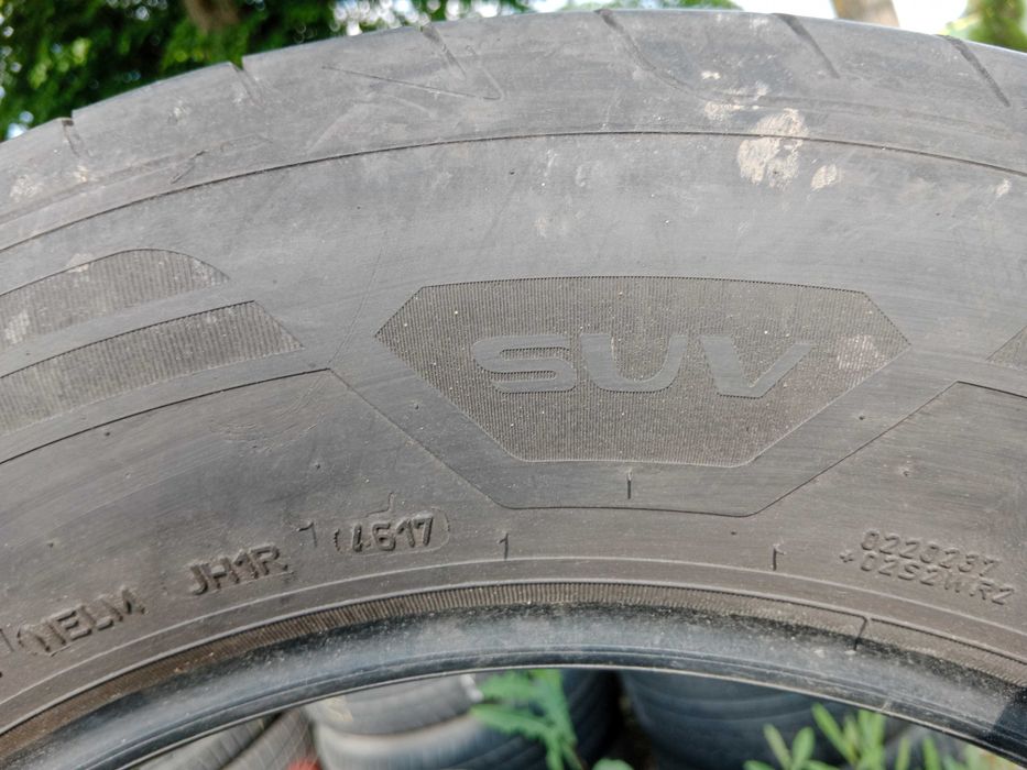 Opona używana letnia 235/65R18 Goodyear SUV Eagle F1 Asymetric 3 1szt.