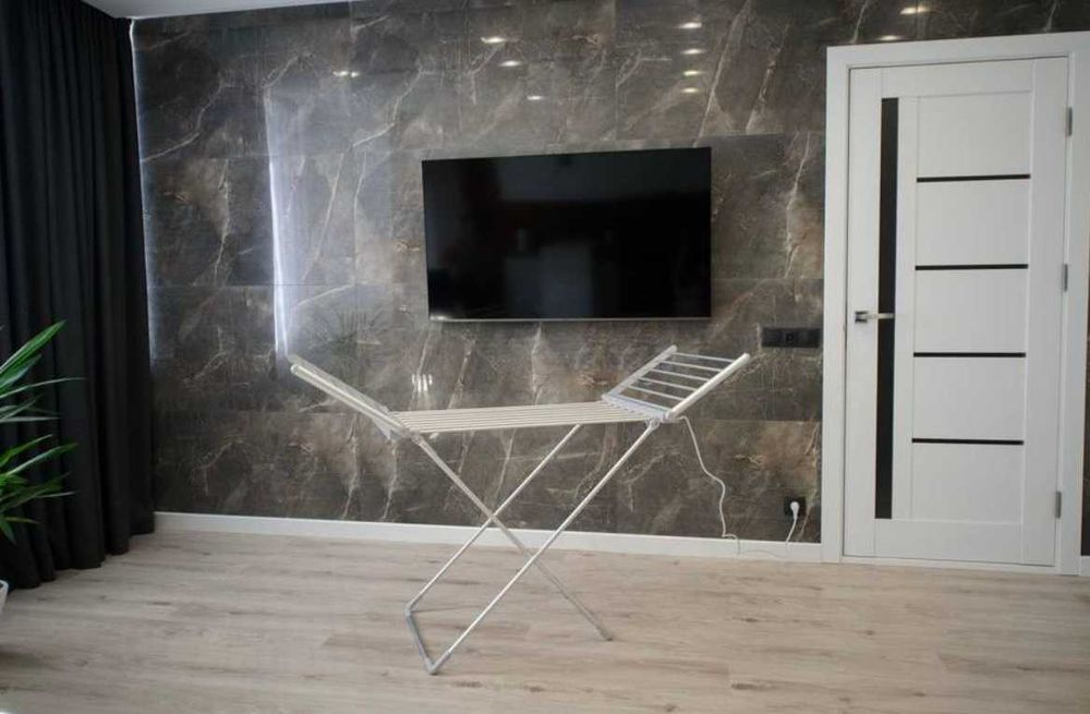 електросушарка з підігрівом для швидкого висушування одягу