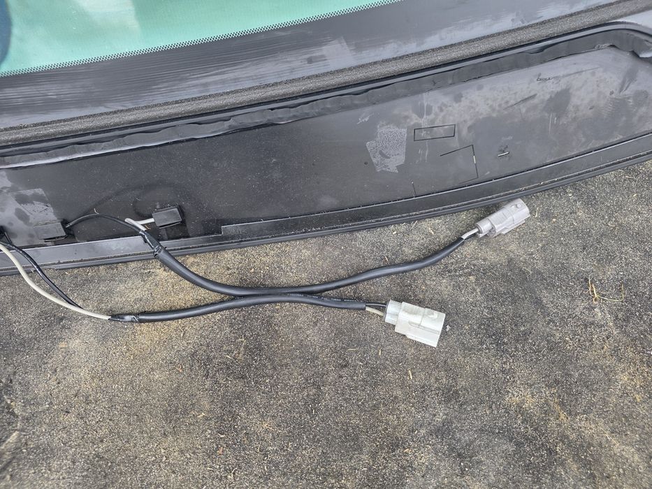 Лобове скло повний підігрів на Toyota Highlander 20-25 року