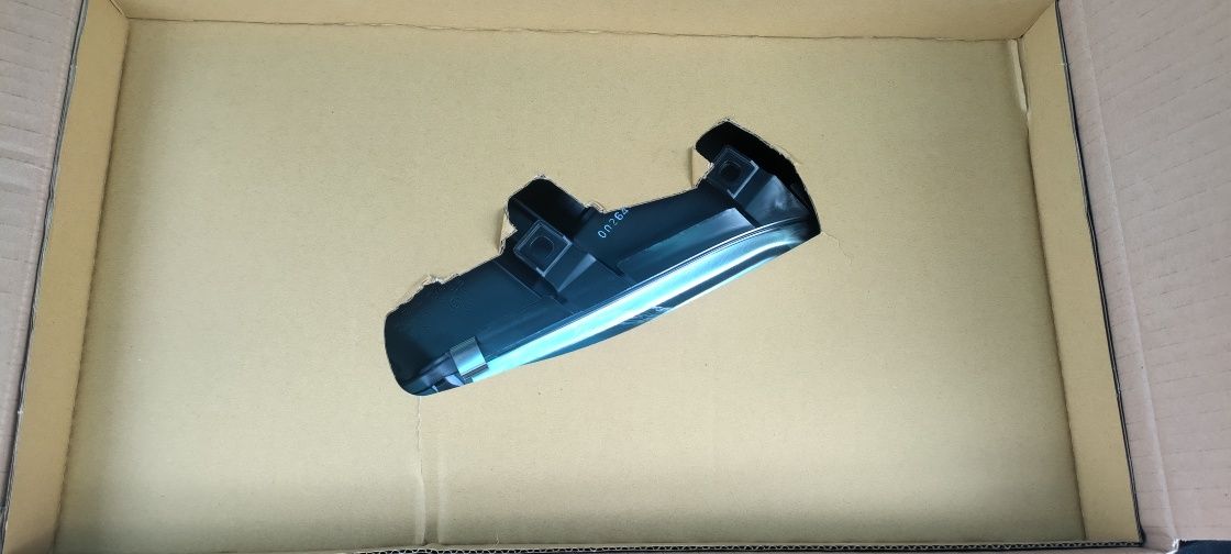 Farol VW TOURAN lado do pendura 
Novo nunca u