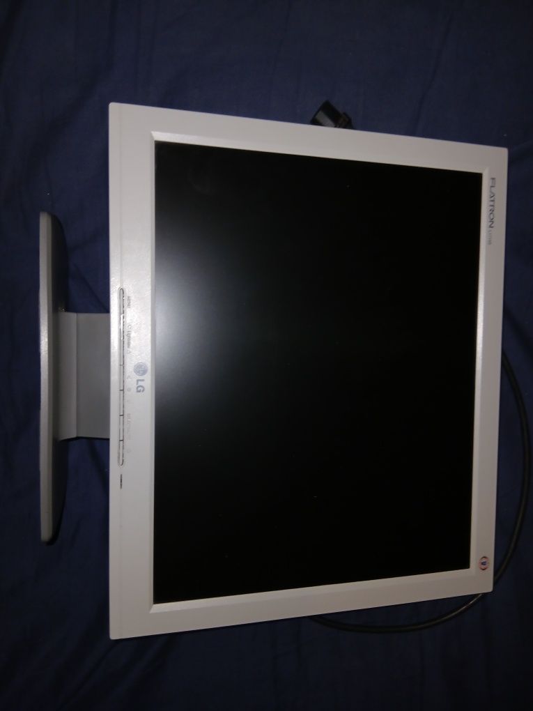 Monitor LG usado