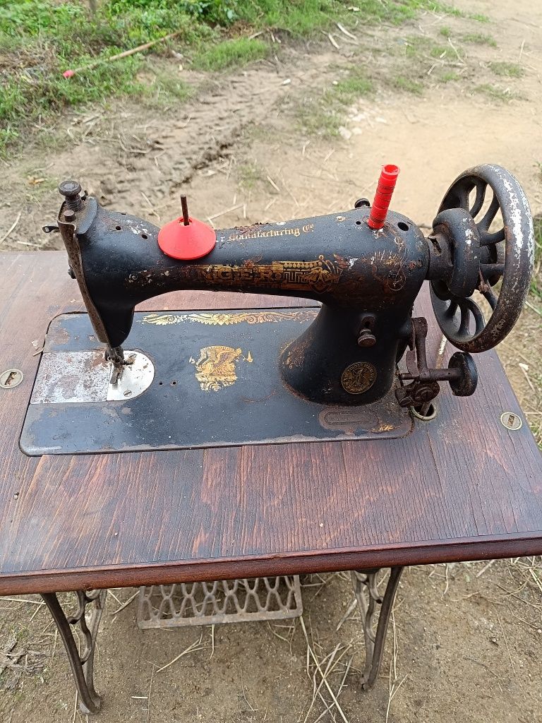 Máquina costura Singer