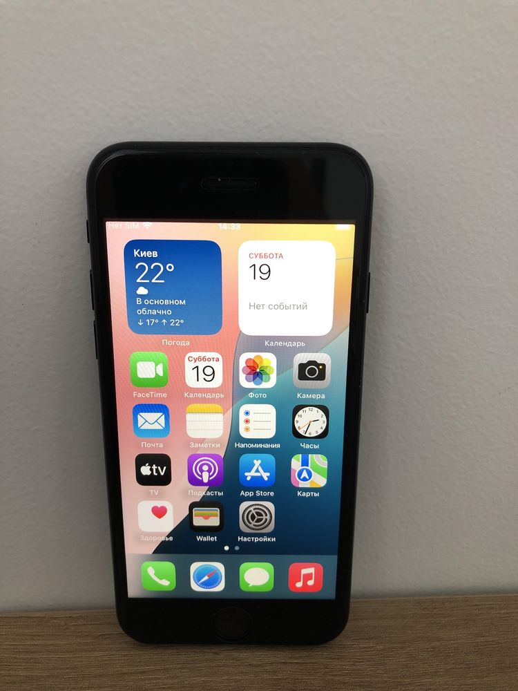 iPhone  SE 2 на 64ГБ   Never. Айфон СЕ 2 на 64ГБ.