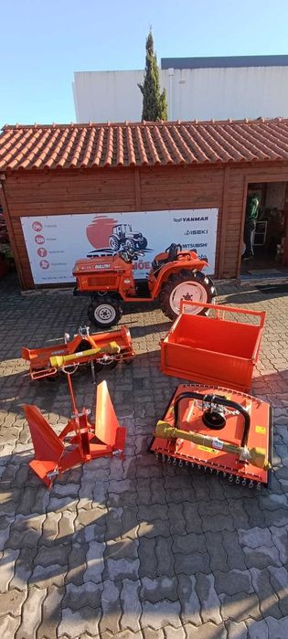 Campanha de Natal: Trator Kubota Bulltra ZB1-17+ 4 alfaias POUPE 1250€