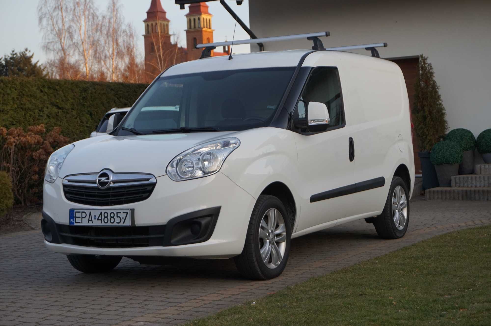 Opel Combo 1.4 Benzyna 95KM Klima G.fotele DRL Tempomat FV23% Doblo