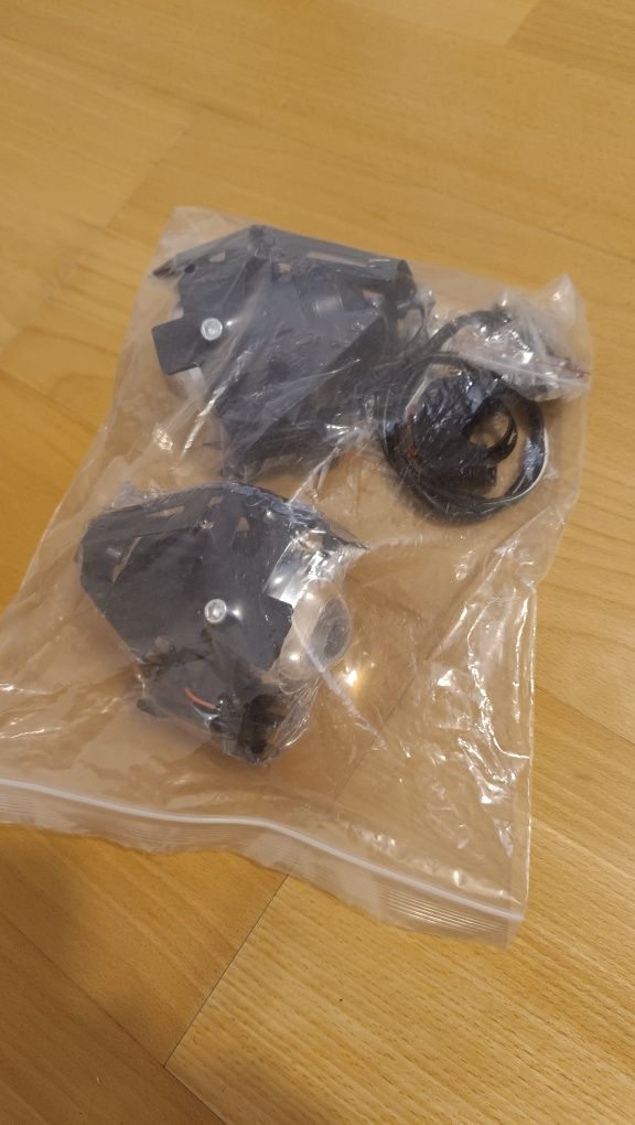 Faróis LED para moto