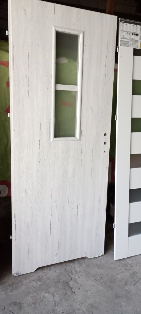 Drzwi wewnętrzne powystawowe