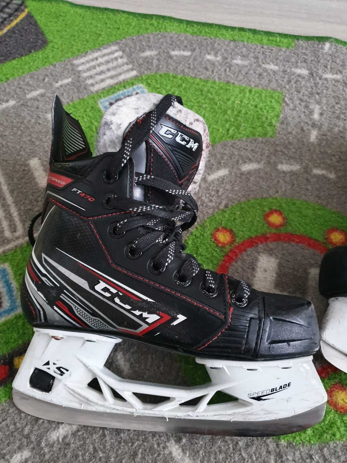 Łyżwy hokejowe CCM Jetspeed FT470 roz.33 EU