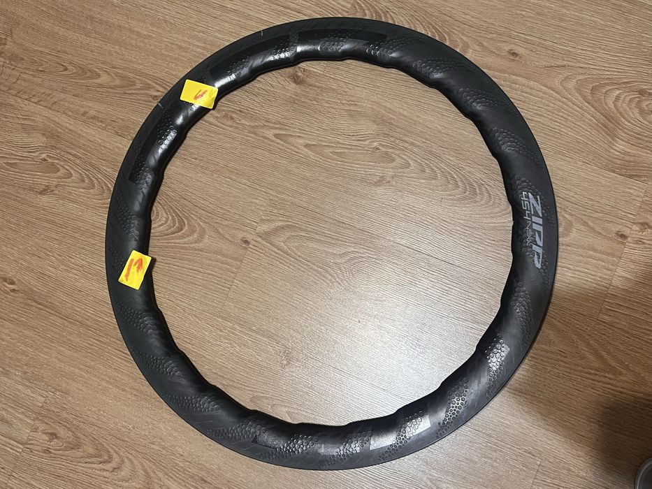 Zipp 454 NSW Disk Tubeless obrecz kola