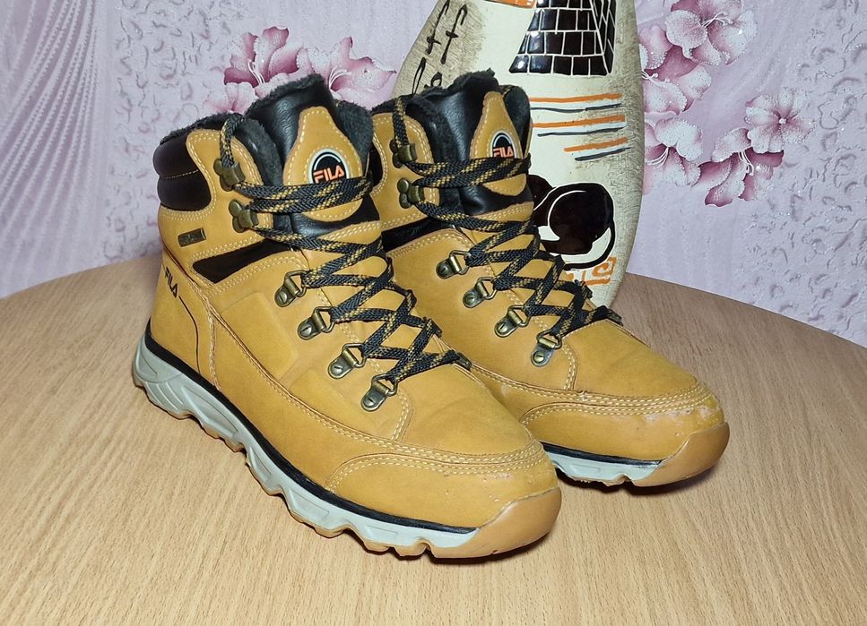 Водостойкие ботинки Fila (39 размер)