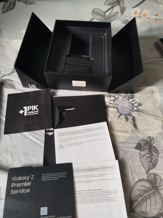 Samsung Z fold 2 12/256