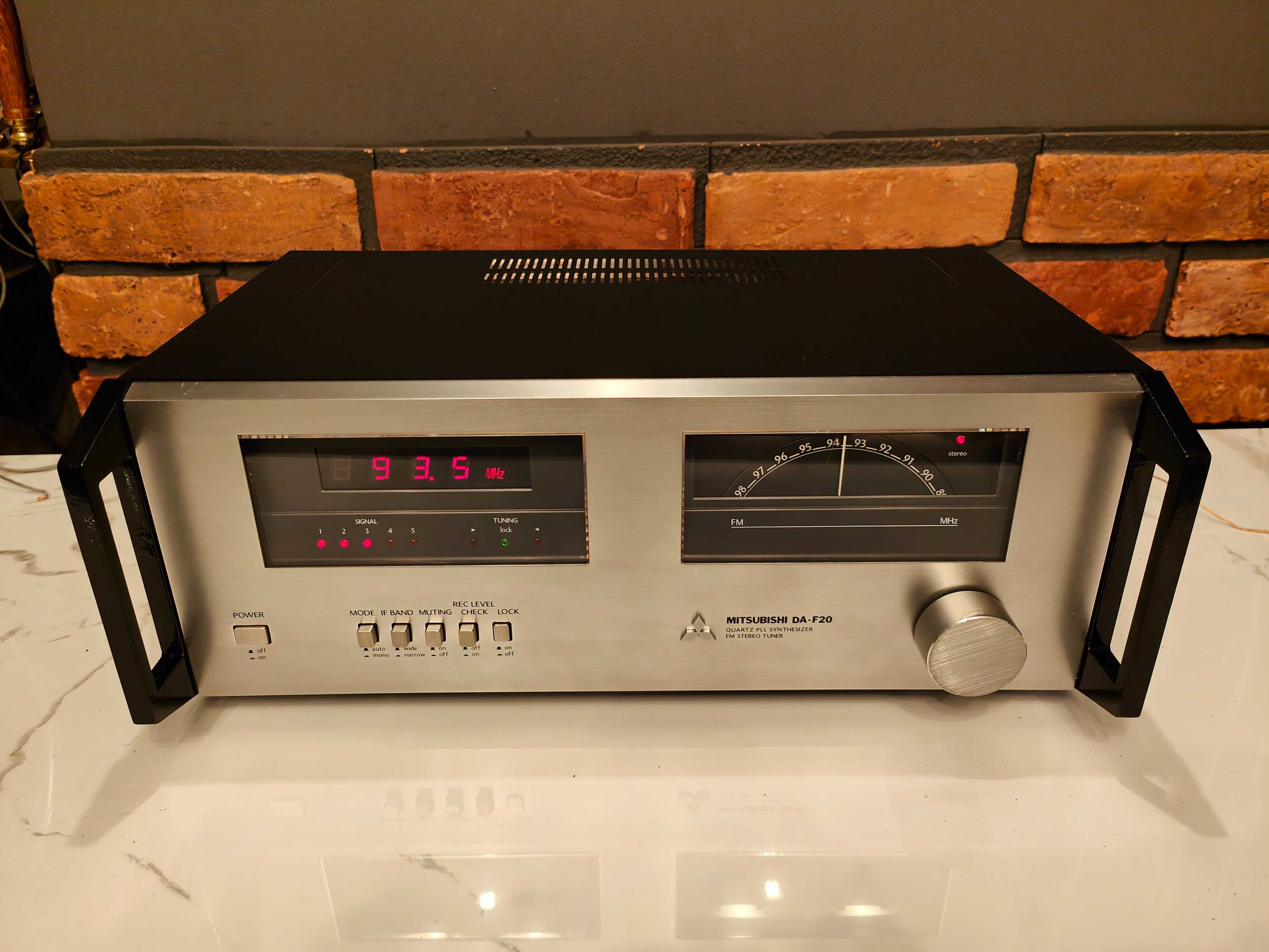 MITSUBISHI DA-F20 Unikatowy tuner radiowy VINTAGE ! OKAZJA
