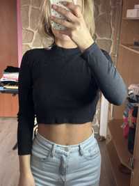 Czarny crop top na długi rękaw BikBok XS 34