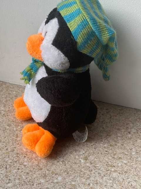 Мягкая игрушка «Пингвинчик в шапке», новая, Германия