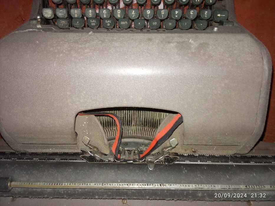 Máquina escrever antiga ROYAL