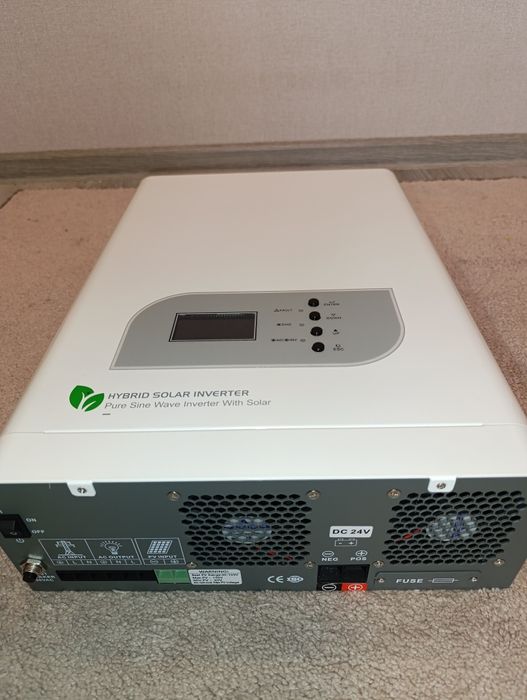 Techfine VS3824AM 3800VA/3000W 24V гібридний інвертор