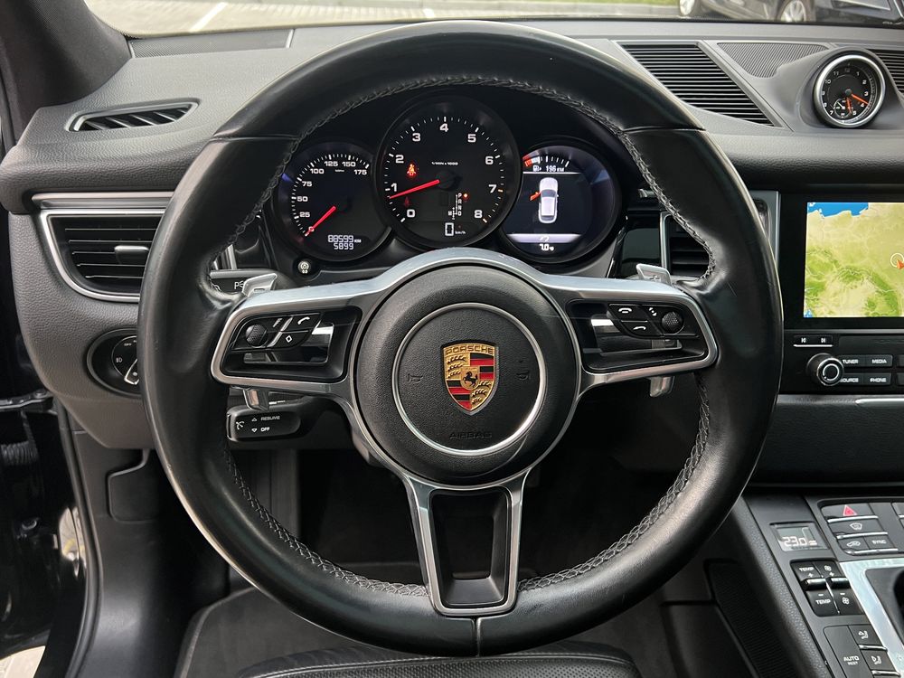 Porsche Macan 2016