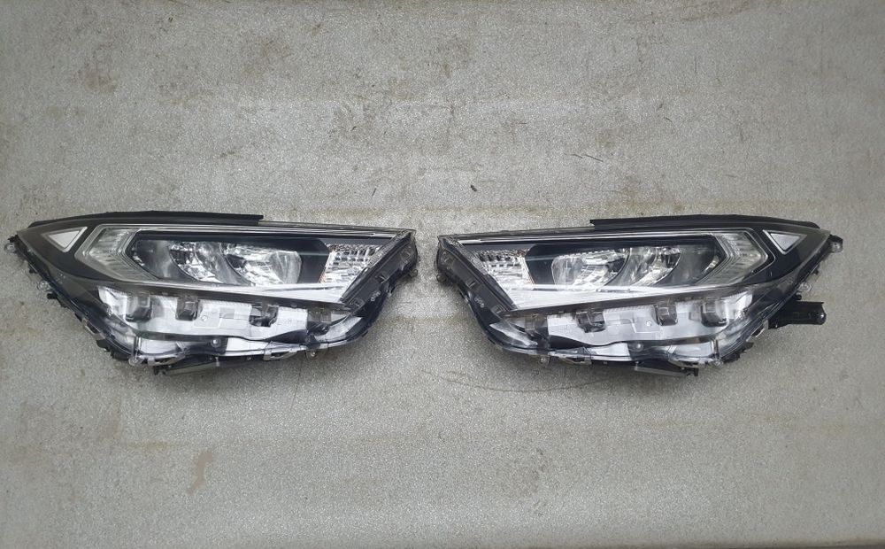 Фари лед ліва права Toyota rav4 2018-2024 розборка