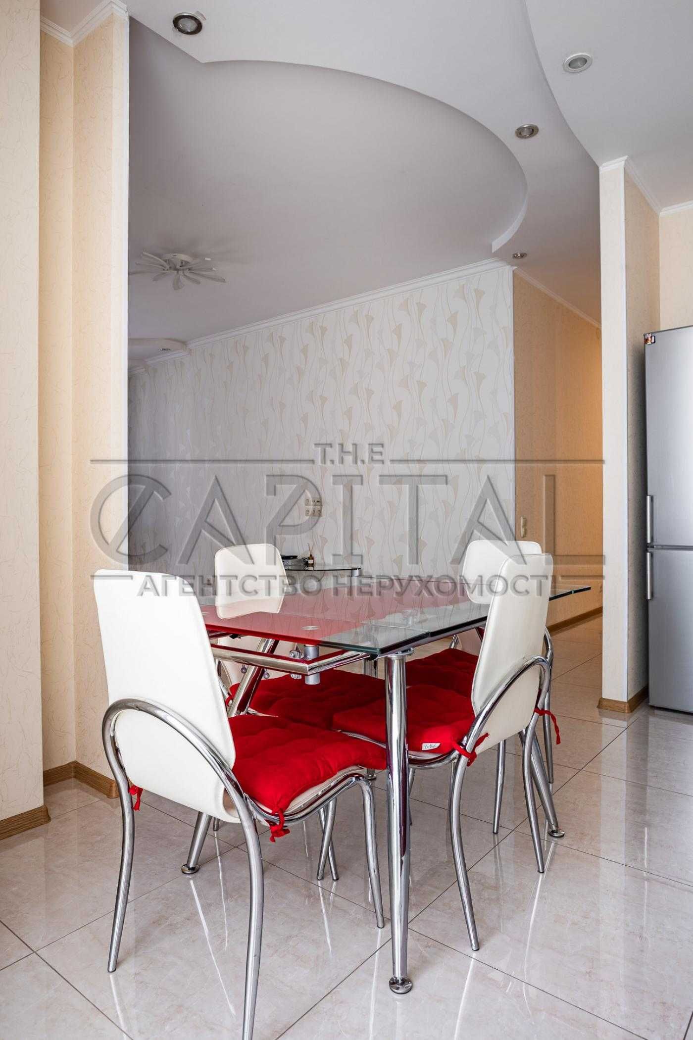Продажа 3к/103м2/ул.Дмитриевская,82/Шевченковский р-н/Лукьяновка/Торг