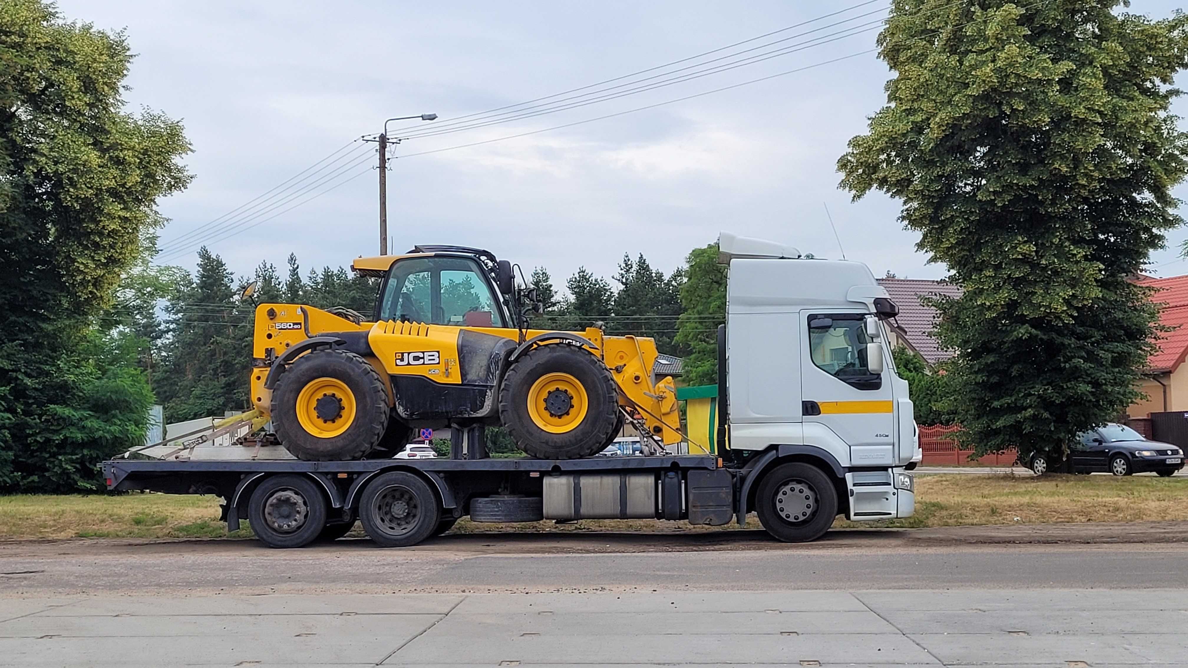 Transport maszyn rolniczych, budowlanych, usługi transportowe