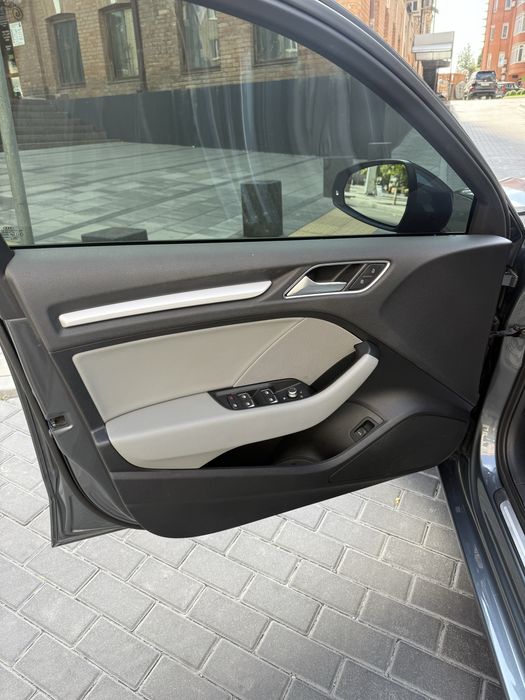Audi a3 сел поехал