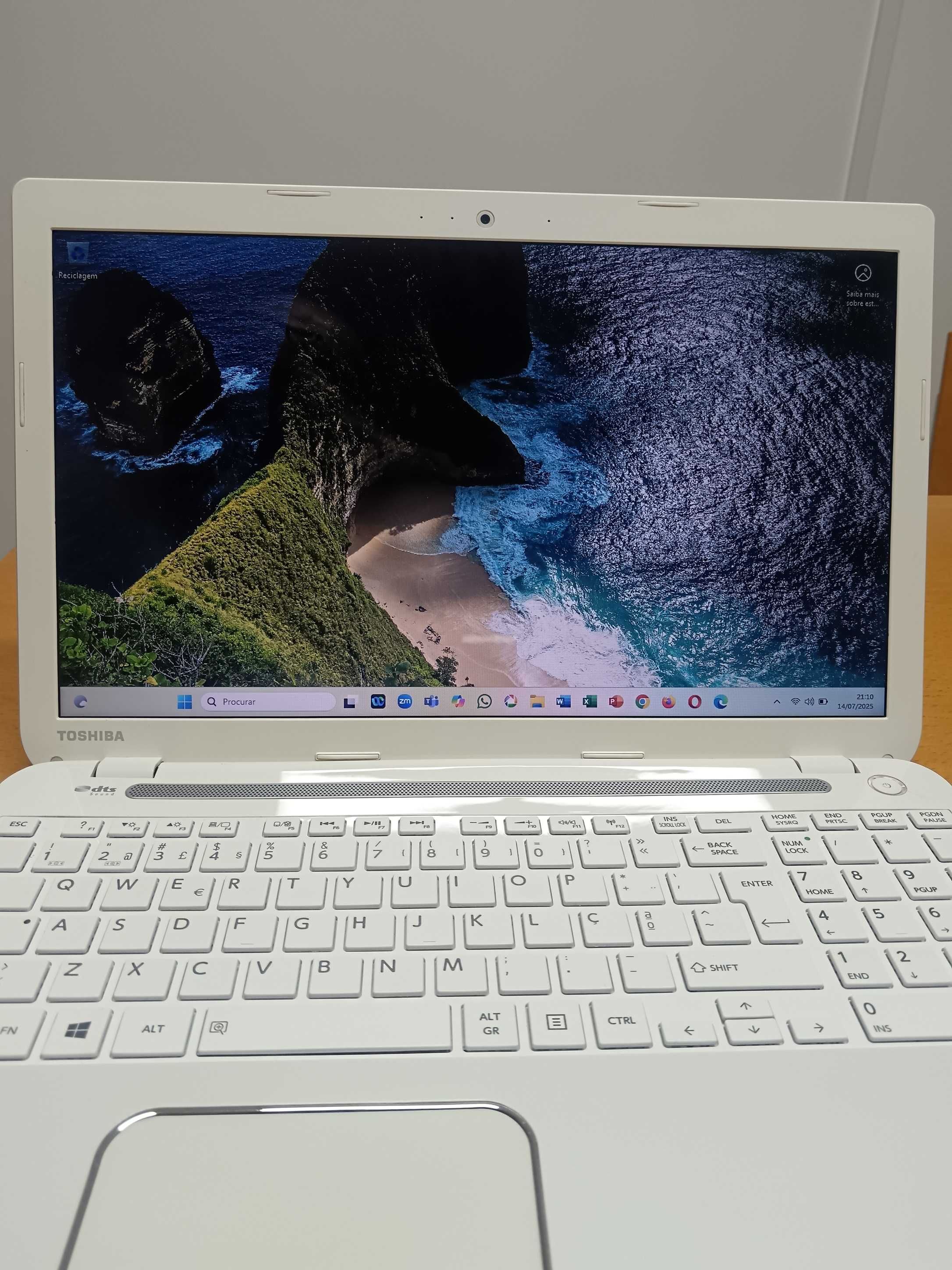 Toshiba Satellite L50-A-104 branco