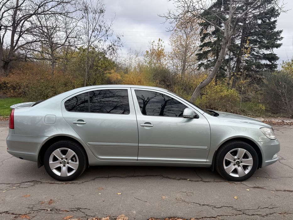 Продам шкода А5 рестайлинг 1.6 газ бензин