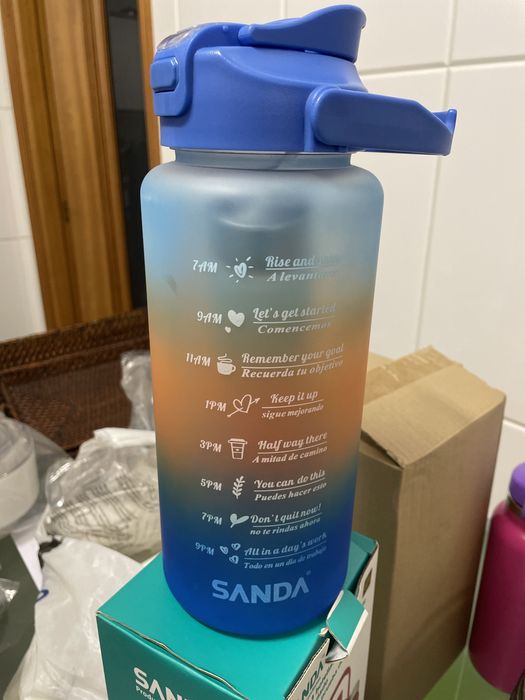 Garrafa de plastico água 2l nova