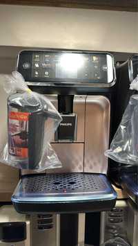 Автоматична еспресо-машина Philips LatteGo Series 5400 EP5447/90