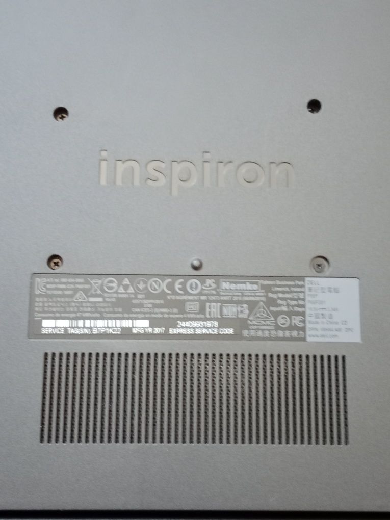 Komputer Dell Inspiron 15