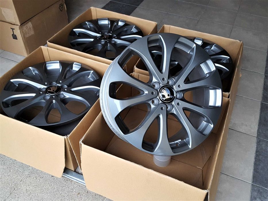 Alufelgi 18 5x112 Skoda Octavia Kodiaq Superb Karoq Grafitowe ! 244#