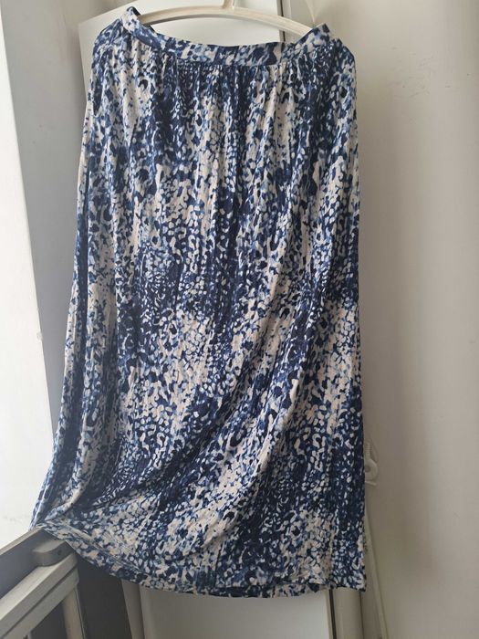 Spodnica dluga niebiesko biala M