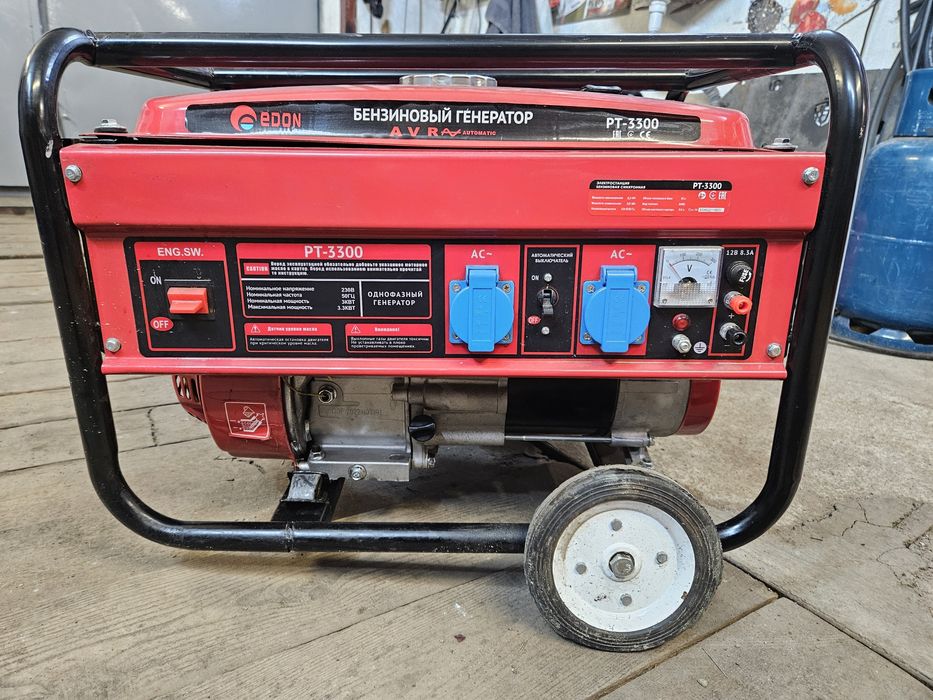 Генератор 3.3 квт  газ бензин
