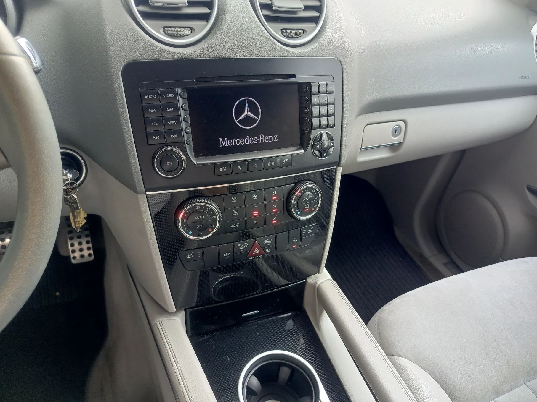 Mercedes-Benz ML Mercedes ML350,super stan,bez korozji,2 właściciel