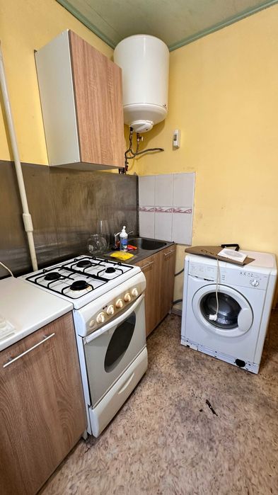 Продам 1 комнтную квартиру на Выборгской Аудиторной 28в Днепр