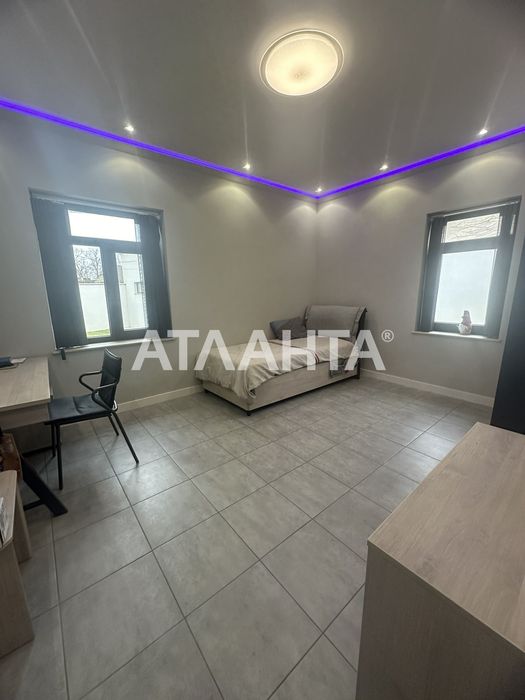 Одноэтажный дом на 20 сотках в пригороде Одессы