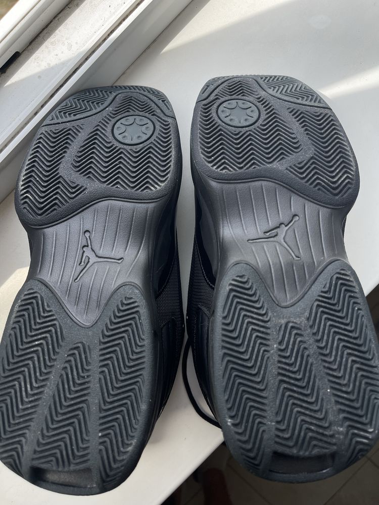 Кросівки Jordan Max Aura 6