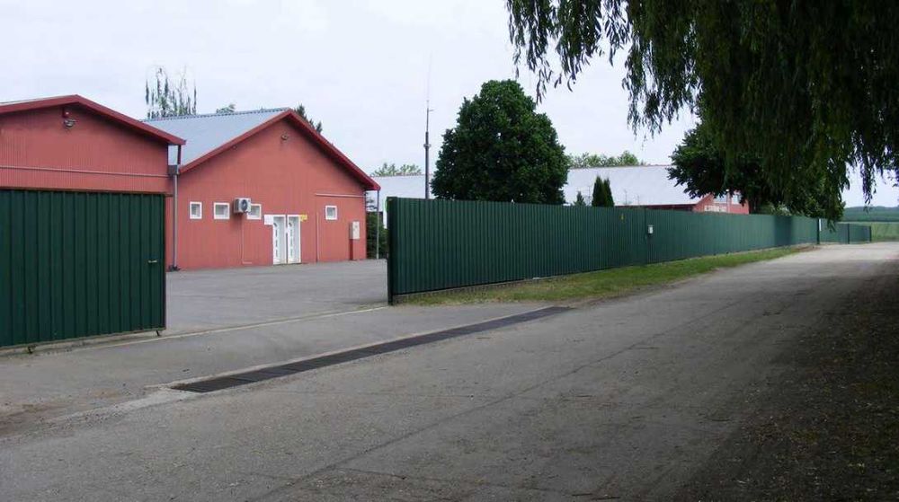 Комерційне приміщення в Угорщині поблизу автомагісталі М3 від власника