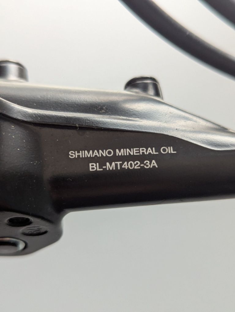 Komplet hamulców tarczowych Shimano BL-MT402-3A/BR-MT410/420