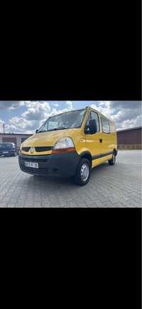 Renault Master 7 osób 2.5 100 km skrzynia 6 biegów