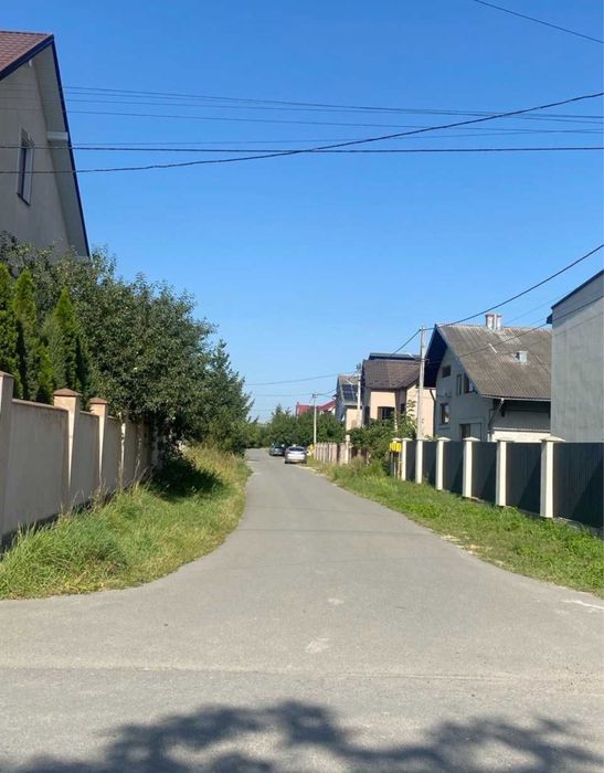 Продам земельну ділянку під житлову будову