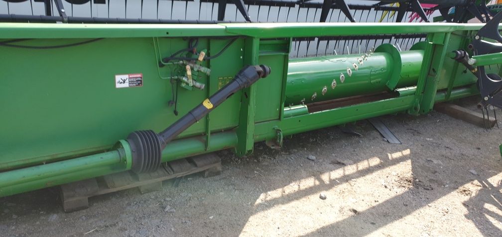 жатка John Deere 925F Lexion