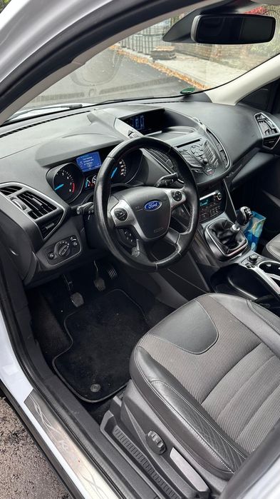 Ford Kuga 1.6 Tytanium  Xenon,Led, keyless go