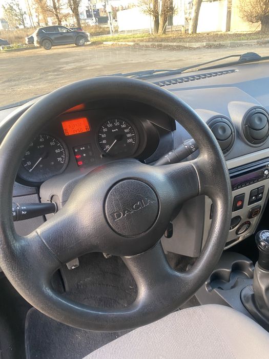 Продам DACIA LOGAN 1.6