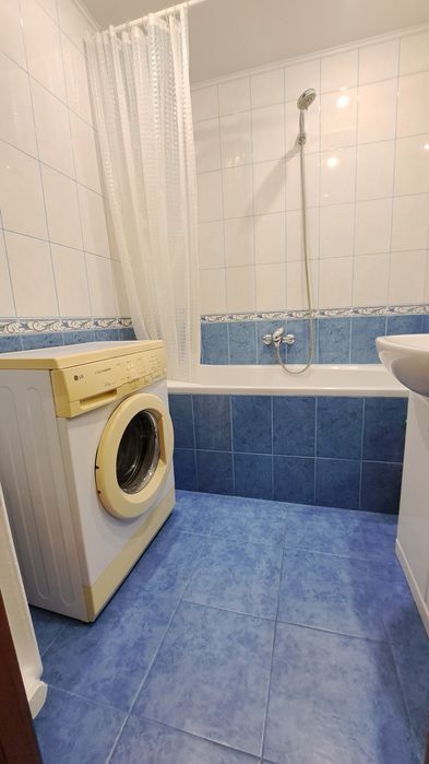 Продаж 3 кім.кв на Митниці