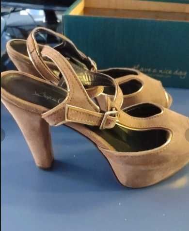Sandálias da Sofia Cunha Tamnho 36