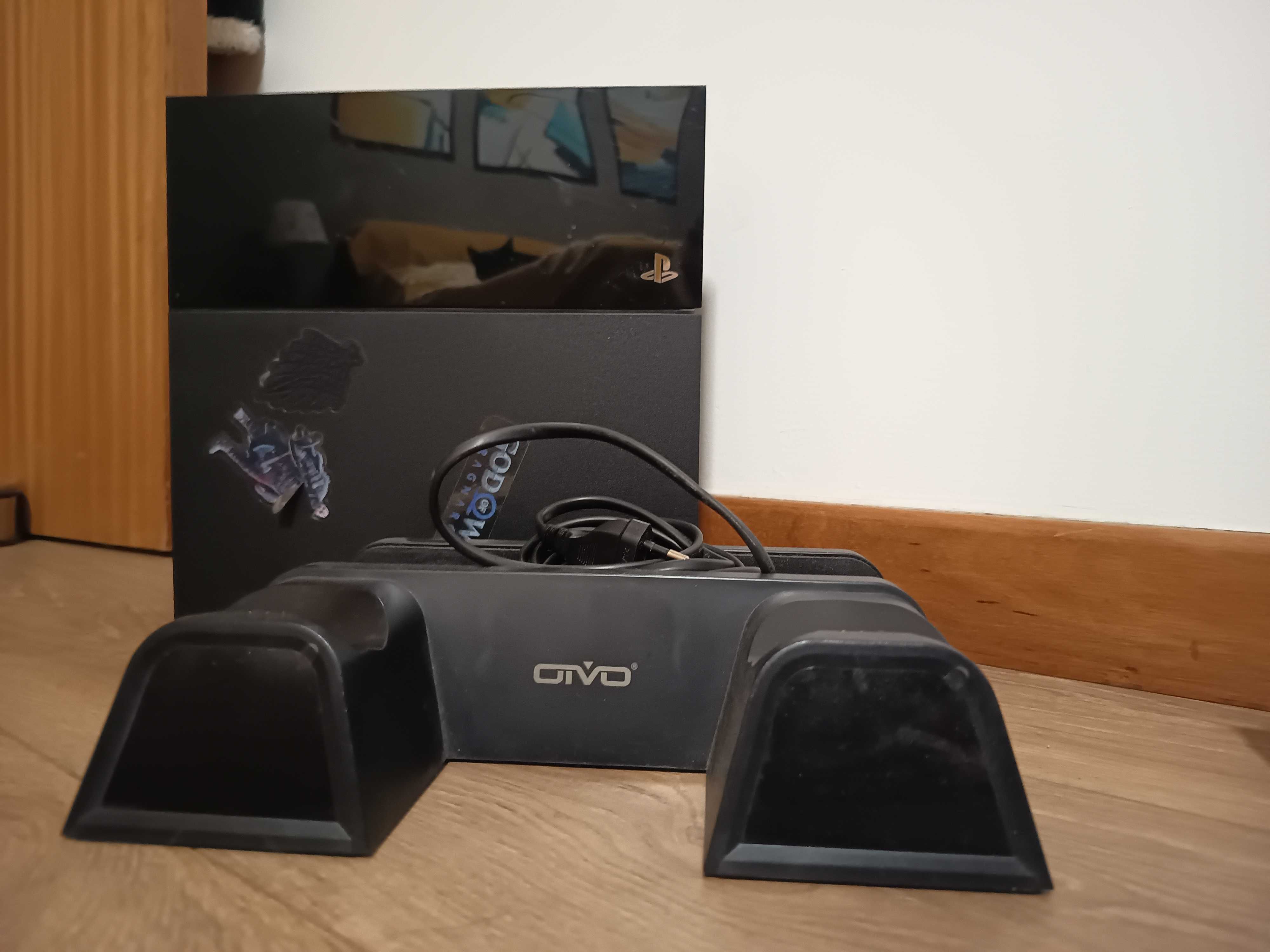 *BASE* PS4 , Carregador automático de comandos sem fios ...