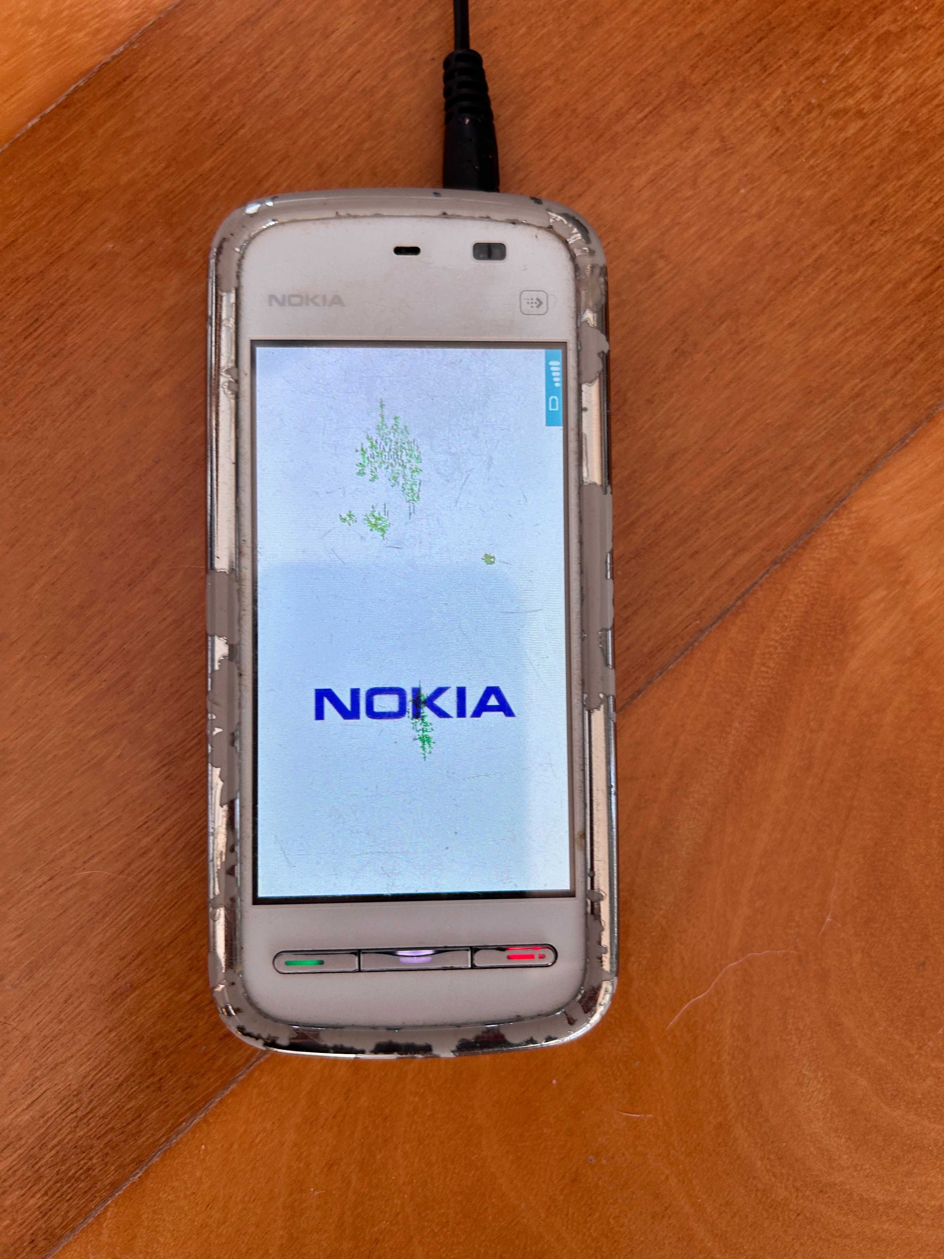 Telemovel Nokia a funcionar