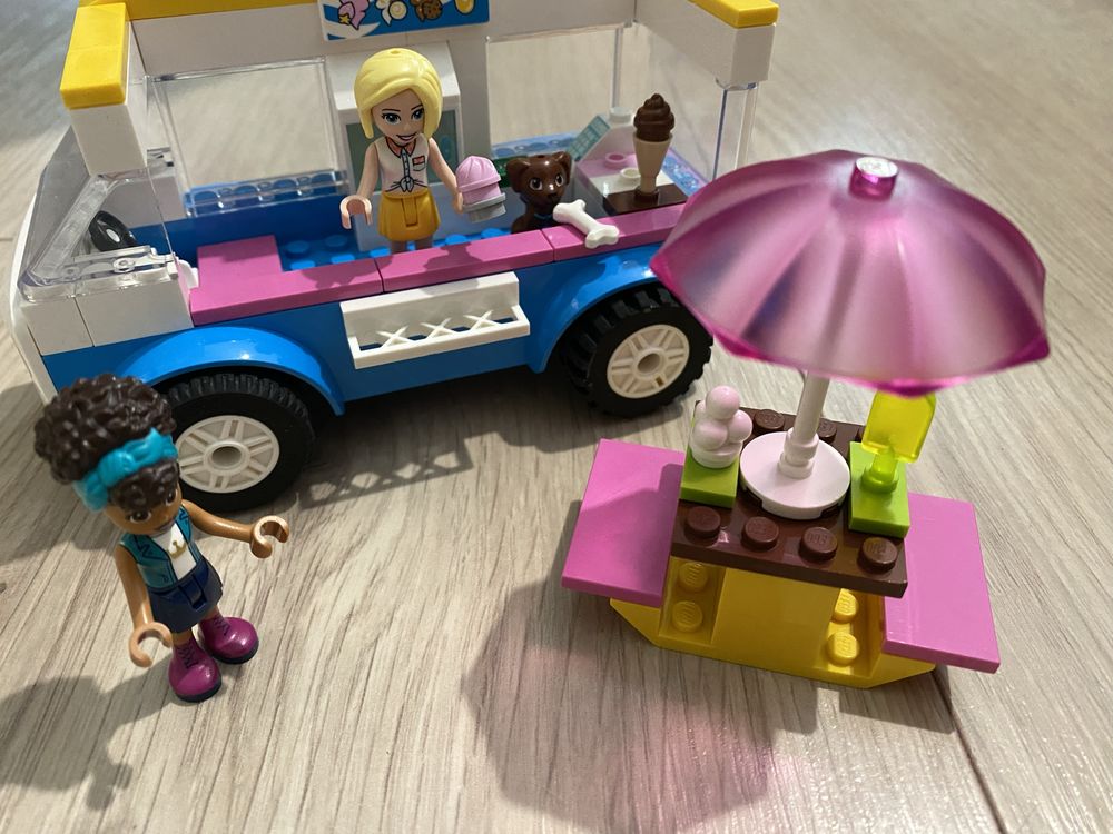 LEGO Friends 41715 Furgonetka z lodami