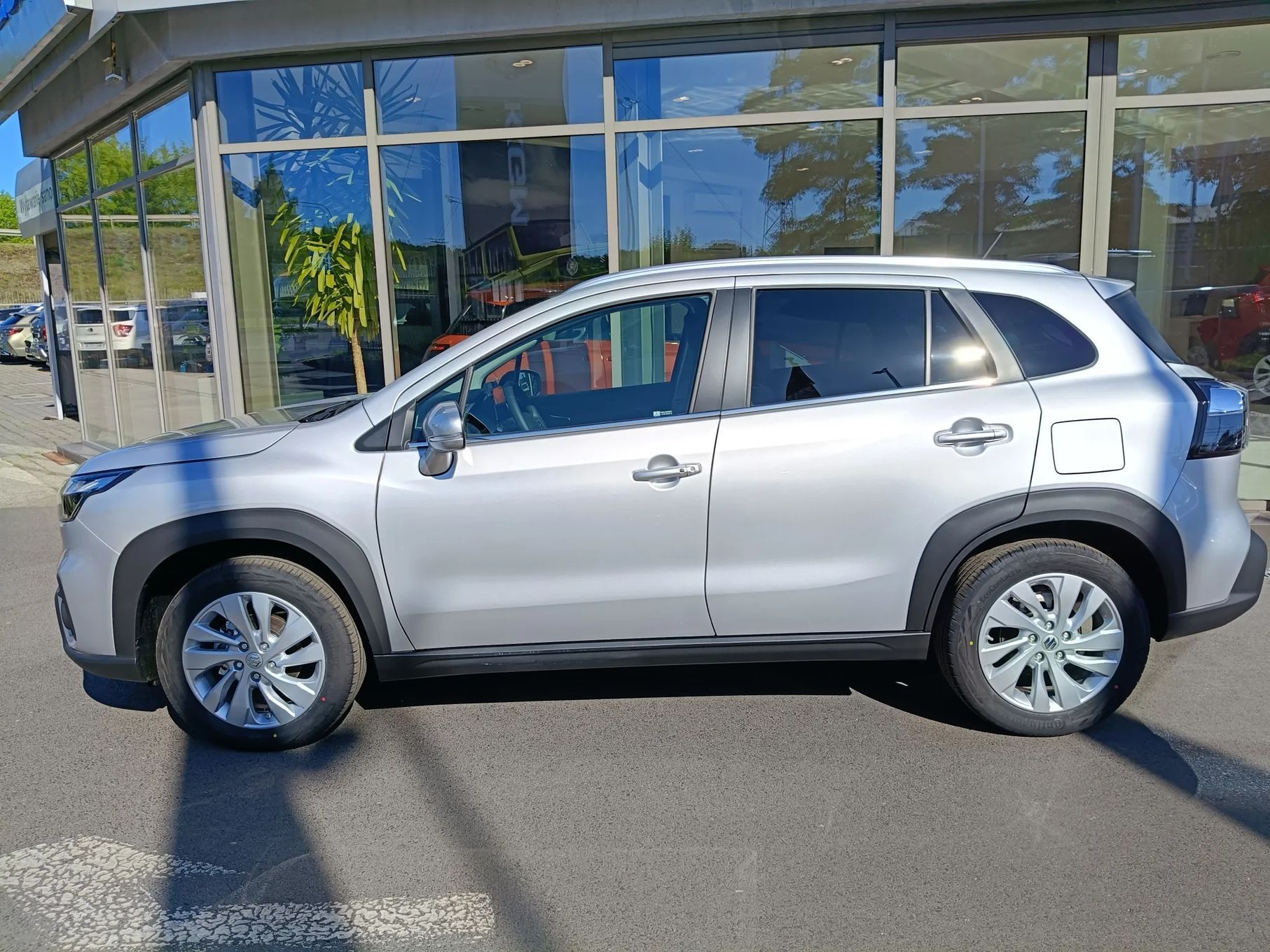 Suzuki SX4 S-Cross SP 6MT 2WD Premium Plus 2025. Cena z metalikiem!!!